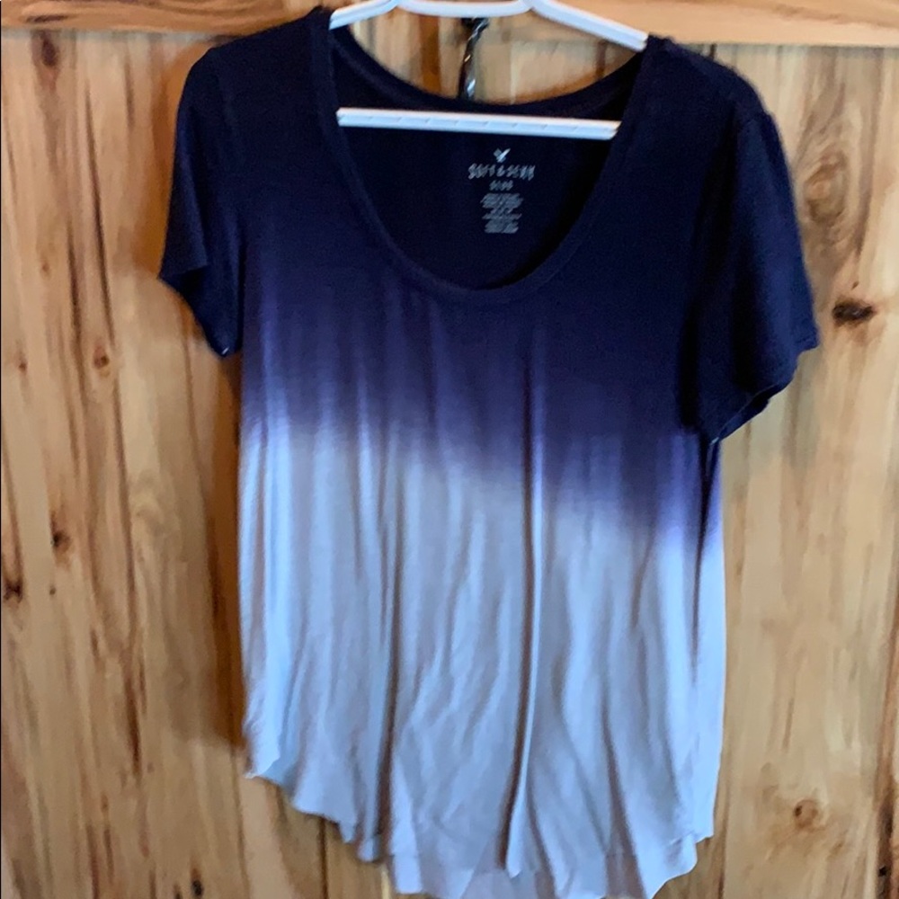American Eagle T-shirt